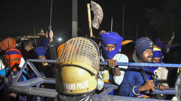 Nihang-Police Standoff Ends After Talks, Group Returns to Himachal.