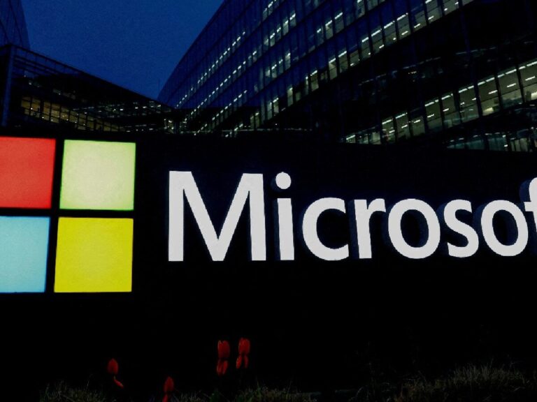 Microsoft to Cut 4,800 Jobs as AI Reshapes Global Tech Workforce