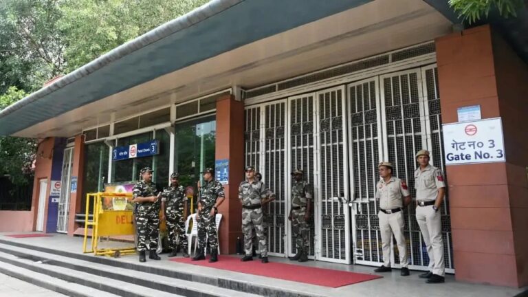 16 Delhi Metro Stations Closed Following Security Concerns After Jantar Mantar Protest Clashes