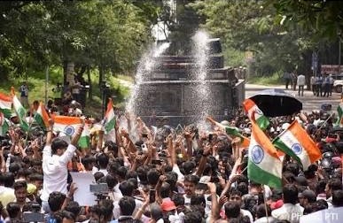 Jharkhand Assembly Protest Turns Tense as Police Lathi-Charge Students; Hunger-Strike Leader Hospitalised.