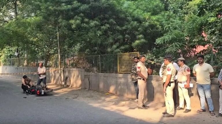 DU Students Demand Action After Alleged Gang Rape Near Kalkaji Temple