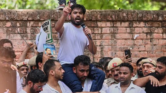 CJP Stir Intensifies: AAP, Trinamool and Left Raise Voice Over Delhi Lockdown